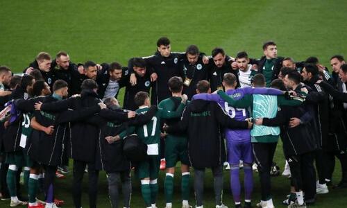 Όπως ακουμπάνε οι δακτυλογράφοι τα πλήκτρα δίχως να τα βλέπουν thumb
