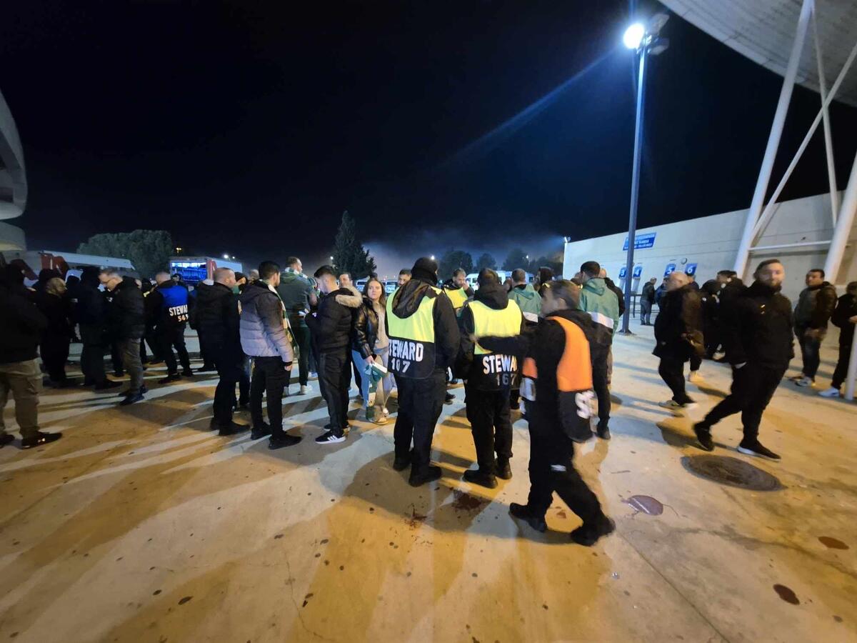 Βίντεο ST: Επεισόδια και χρήση δακρυγόνων στο πάρκινγκ του ΓΣΠ! thumb