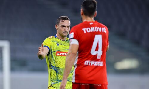 Νέα Σαλαμίνα για Μακρή: «Τέτοιες στιγμές μας θυμίζουν τις πραγματικές αξίες του ποδοσφαίρου» thumb