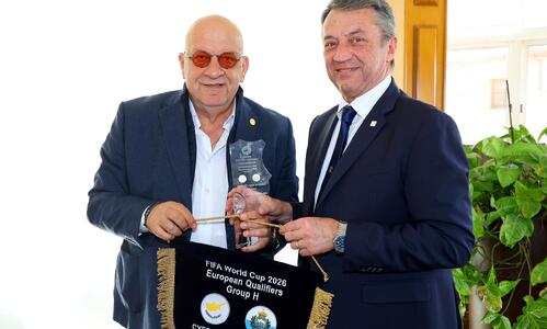 Δεξίωση της ΚΟΠ προς τιμήν της αποστολής του Σαν Μαρίνο! (ΦΩΤΟΣ) thumb