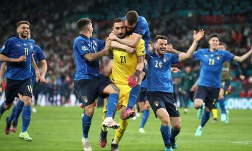 Ντοναρούμα: «Δεν πανηγύρισα γιατί δεν κατάλαβα ότι κερδίσαμε!» thumb