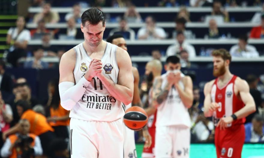 Ο Χεζόνια αποχαιρέτησε τη Ρεάλ Μαδρίτης: «Εύχομαι οι δρόμοι μας να συναντηθούν ξανά» thumb