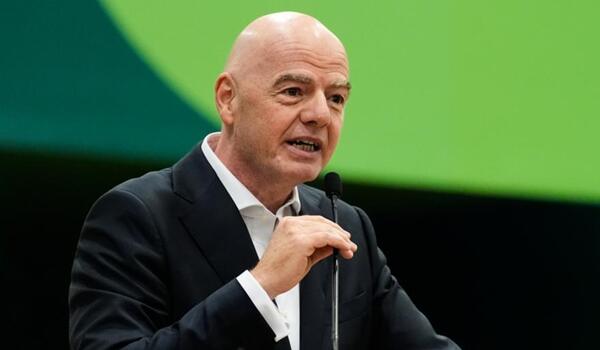 FIFA: Παραδέχεται λάθη του Ινφαντίνο, τον στηρίζει και ξεκαθαρίζει… «δεν θα δεχθούμε καμία επίθεση» image