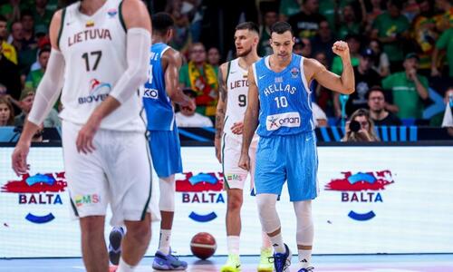 Οι αγκαλιές μετά τη μεγάλη πρόκριση, οι σφιγμένες γροθιές των Σπανούλη και το «άλλο ένα» του Θανάση! thumb