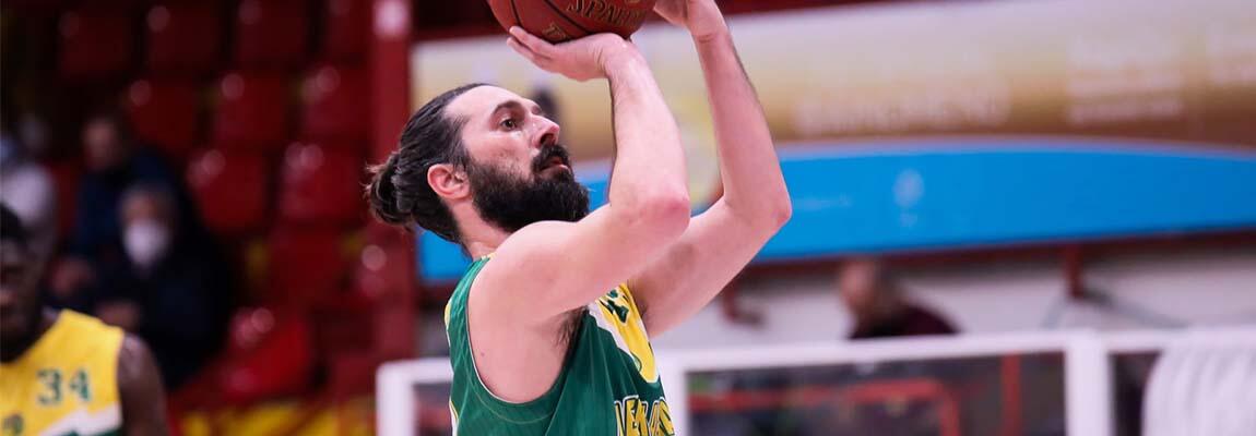 Εύκολη εντός έδρας νίκη για Πετρολίνα ΑΕΚ  thumb