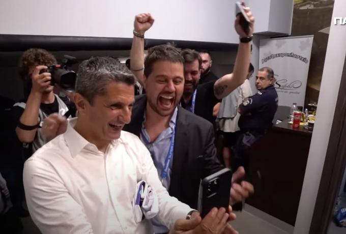 Απίστευτη στιγμή στα αποδυτήρια - Λουτσέσκου σε Ιβάν: «Σ' αγαπώ πρόεδρε» (vid) thumb