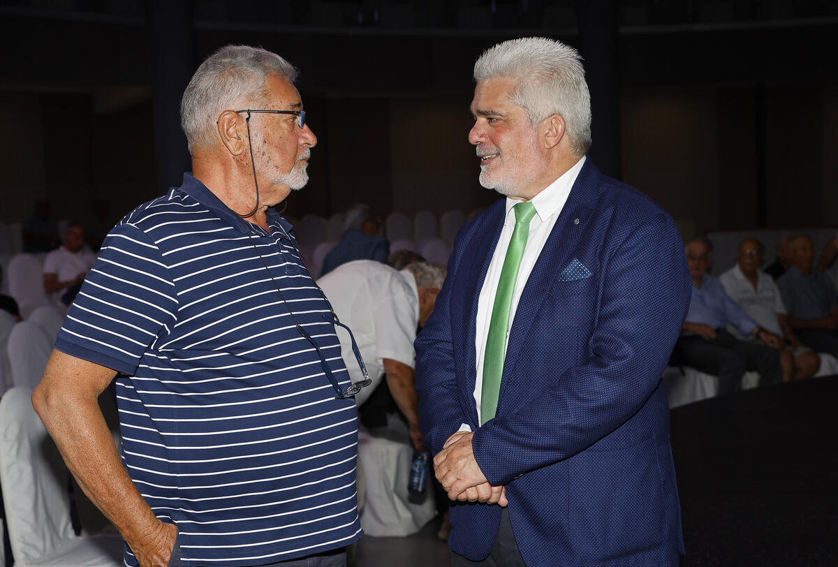 Αργυρίδης: «Ομόνοια στην... Ομόνοια - Ξεκάθαρη η εμπιστοσύνη στον κ. Παπασταύρου» thumb