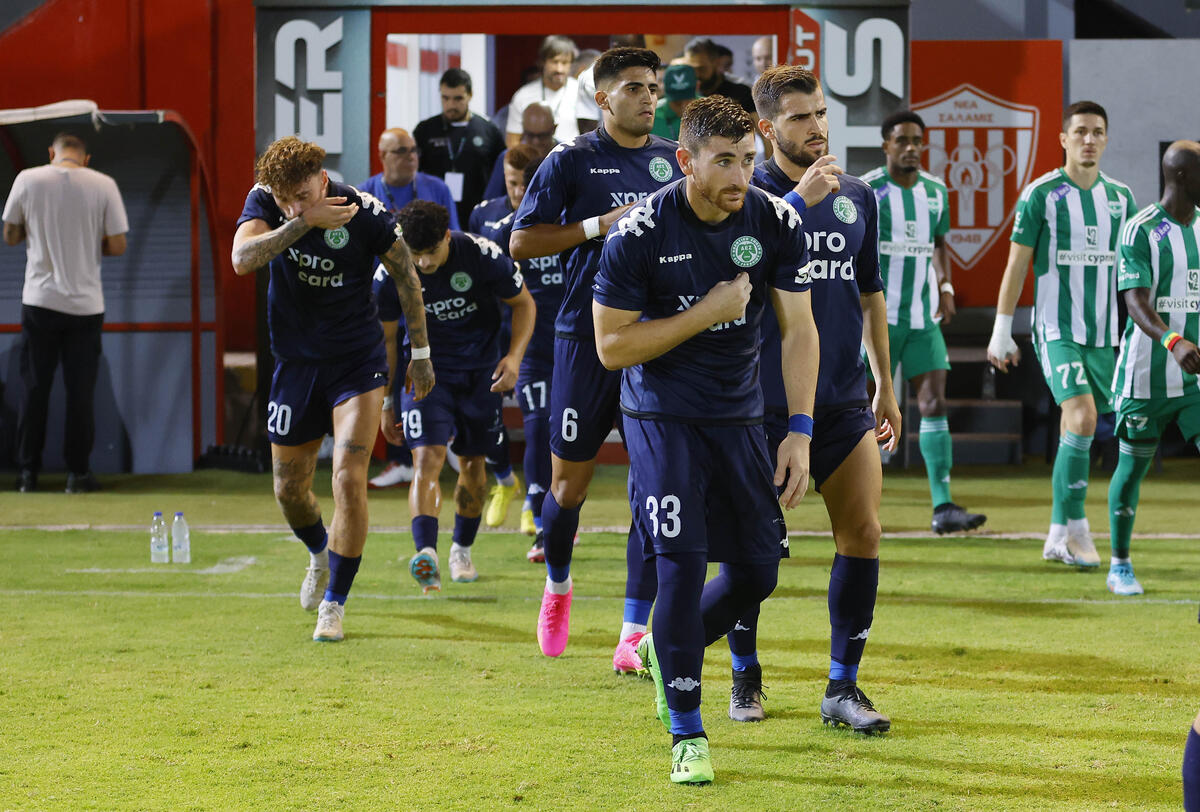 «Συζητάμε με 1-2 παίκτες, τίποτα σίγουρο» thumb