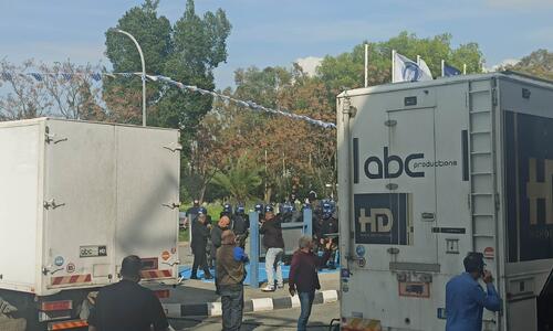 Επεισόδια έξω από το στάδιο «Ελευθερία» (ΦΩΤΟΣ) thumb