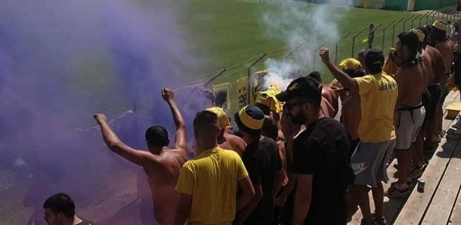 Ντόπες και τραγούδια, περίμεναν την αποστολή thumb