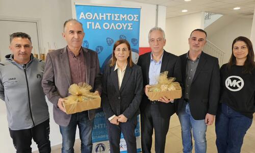 Παρών ο ΚΟΑ στην κοπή της βασιλόπιτας του ΑΓΟ Λάρνακας thumb