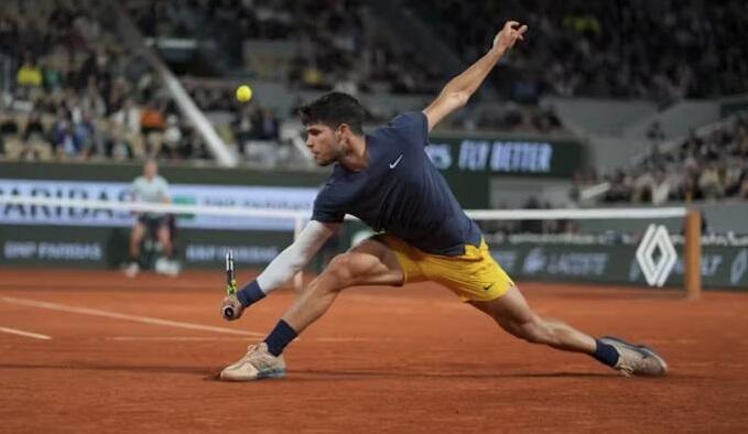 Ξεπέρασε με άνεση το εμπόδιο του Κόρντα ο Αλκαράθ thumb