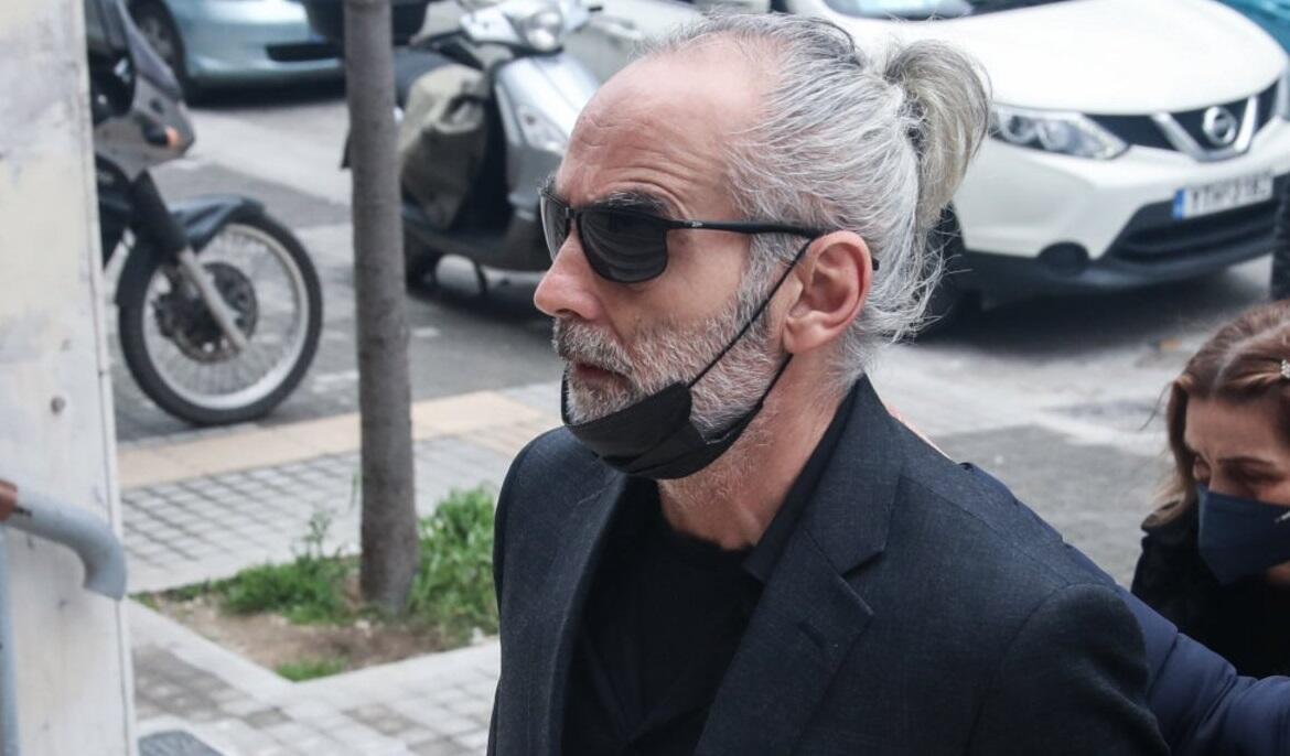 «Έκρηξη» από τον πατέρα του Άλκη: «Μη με χτυπάτε άλλο» thumb