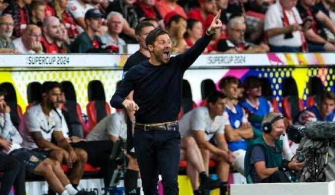 Ο Αλόνσο για την φετινή Bundesliga: «Φαβορί είναι η Μπάγερν» thumb