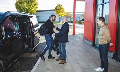 Μάντσεστερ Γιουνάιτεντ: Υποδέχτηκαν τον Αμορίμ  - Τέλος ο Φαν Νίστελροϊ thumb