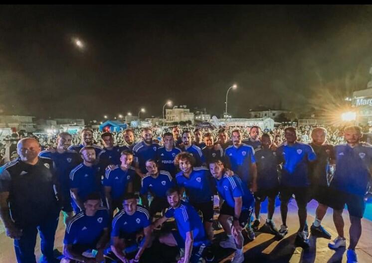 Ανόρθωση: «Ομάδα και κόσμος είμαστε ένα» (pic) thumb
