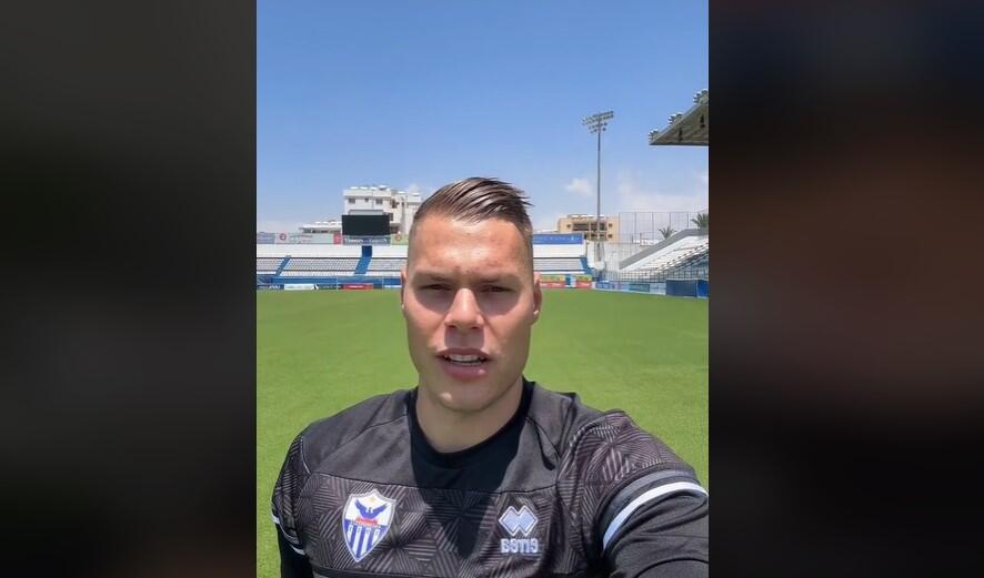 Βίντεο: Έβαλε υπογραφή και... «Πάμε ΑΝΟλα» thumb