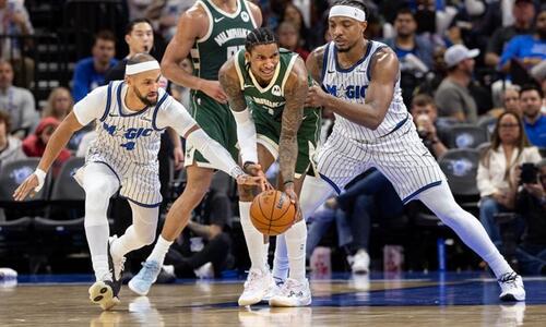NBA: «Διπλό» για Μπακς με τρομερό Τόμας - Νίκη με τριπλό Γιόκιτς οι Νάγκετς thumb