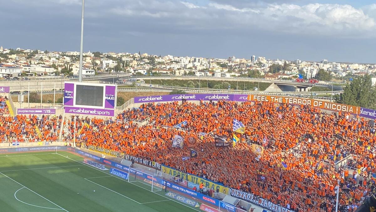 Βίντεο ST: Έγινε... πορτοκαλί το ΓΣΠ και «θα 'μαι πάλι στο πλευρό σου» thumb