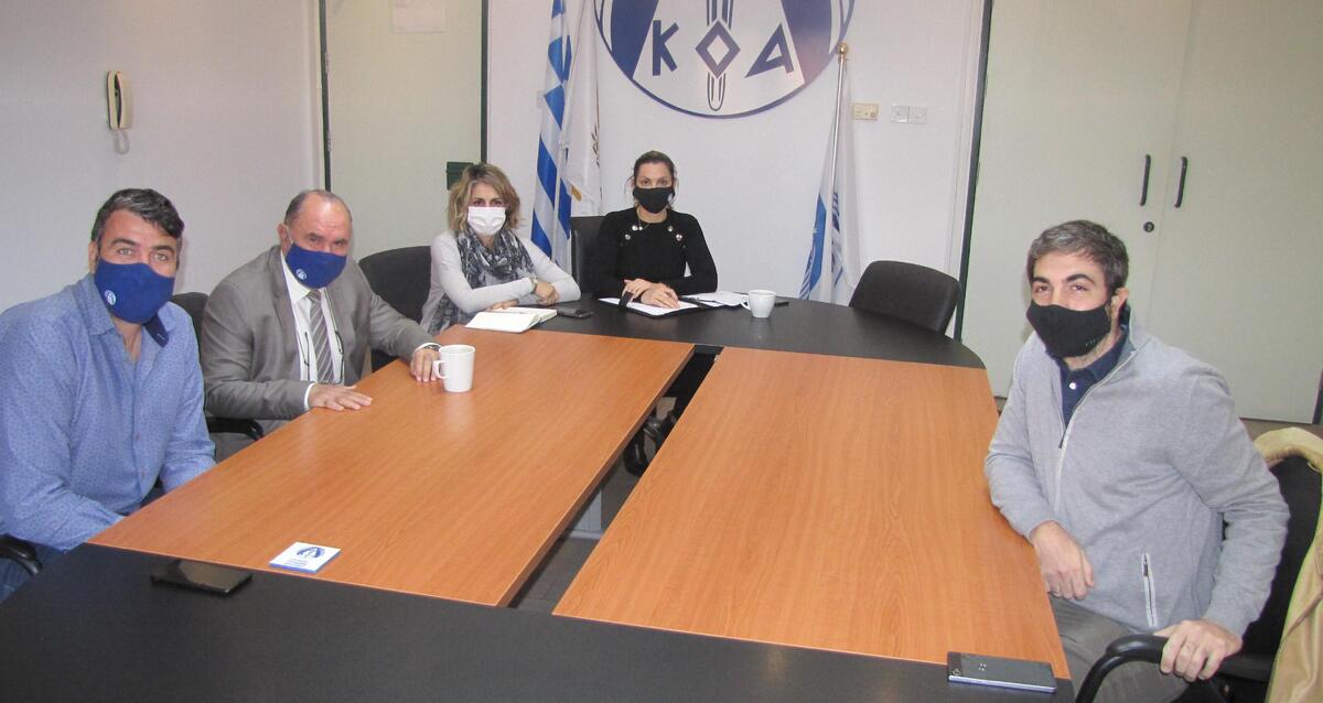 Ο Πρόεδρος ΚΟΑ συναντήθηκε με το καλαθοσφαιρικό ΑΠΟΕΛ thumb