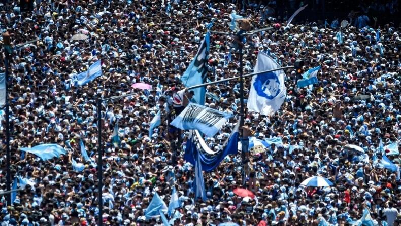 Αργεντινή: Ανθρώπινη... παλίρροια αποθέωσε τους πρωταθλητές κόσμου (vid) thumb