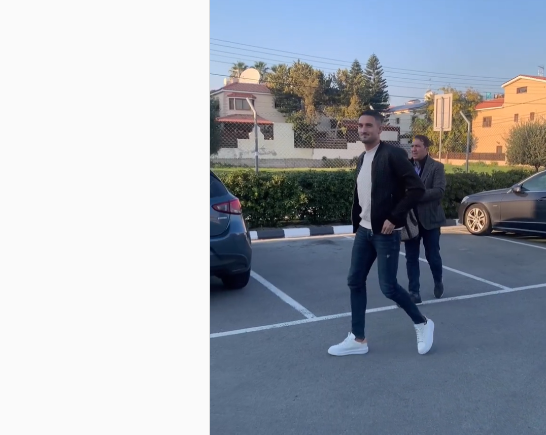Έτσι τον υποδέχθηκαν στην Κύπρο (βίντεο) thumb