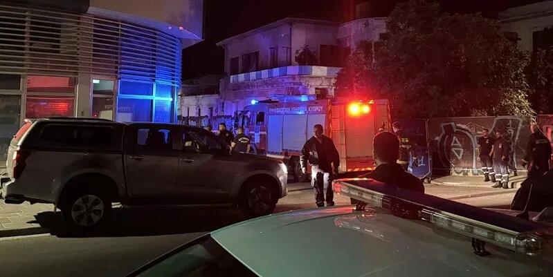 Χειροπέδες σε νεαρό για τα έκτροπα στη Λεμεσό: Ψάχνουν ακόμη ένα πρόσωπο thumb
