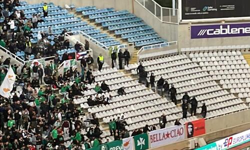 ΒΙΝΤΕΟ ST: Ένταση πριν τον ντέρμπι, παρατάχθηκαν Αστυνομικοί στην βόρεια! thumb