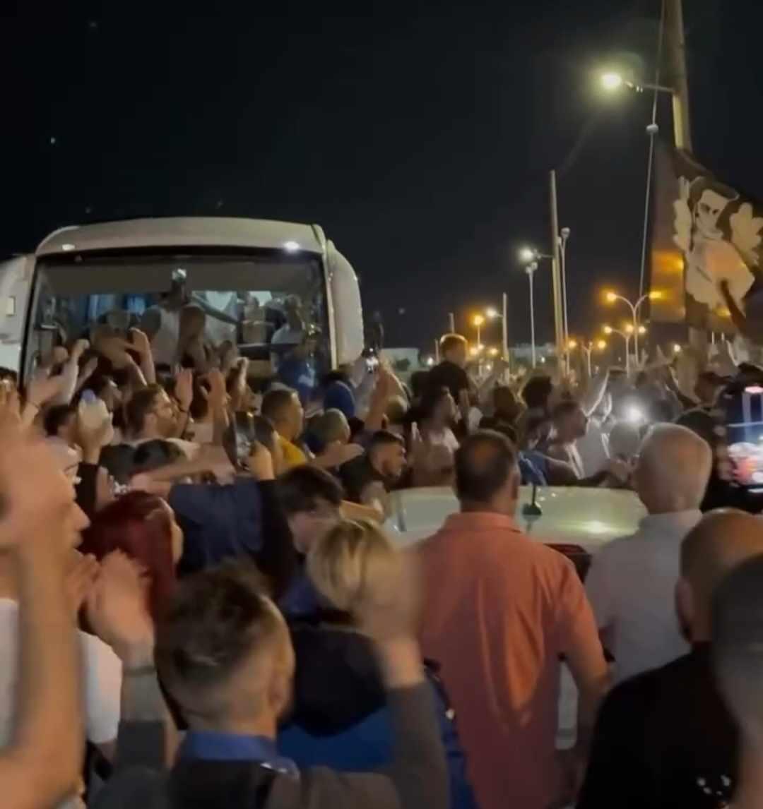 Βίντεο: Θερμή υποδοχή οι Παφίτες στην αποστολή!  thumb