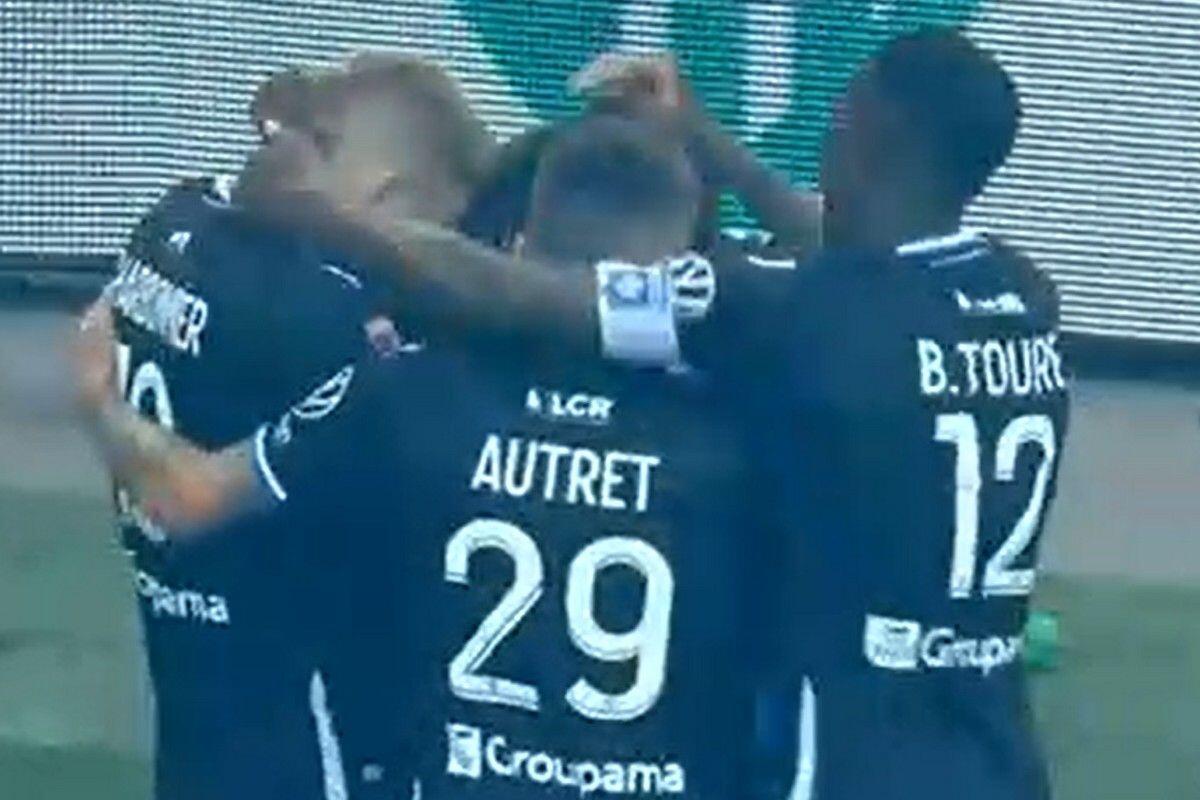 Επέστρεψε στη Ligue 1 μετά από δέκα χρόνια η Οσέρ! thumb