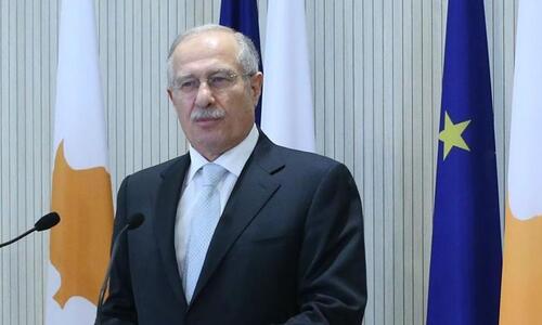 ΚΟΠ: Το σκέφτεται σοβαρά πρώην Πρόεδρος της Ανόρθωσης  thumb