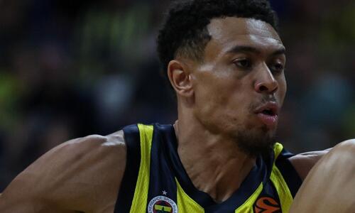 Αναντολού Εφές - Φενέρμπαχτσε 78-83: Της χάλασε τα εγκαίνια thumb