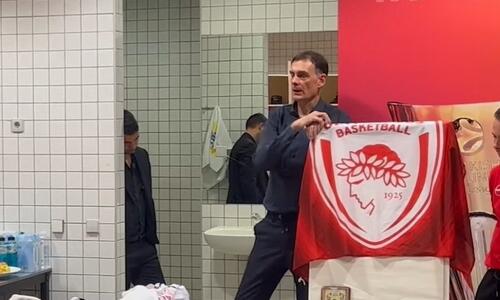 Η συγκινητική ομιλία του Μπαρτζώκα μετά τον χαμένο τελικό (ΒΙΝΤΕΟ) thumb