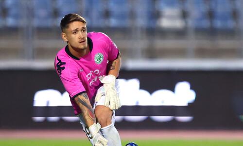 Καρμιώτισσα-ΑΕΖ 1-1: Ο Μπέκερ... νικήθηκε μόνο μια φορά! thumb