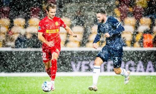 Απίστευτο: Τιμωρήθηκαν με πρόστιμο λόγω... χιονοπόλεμου στις εξέδρες! thumb