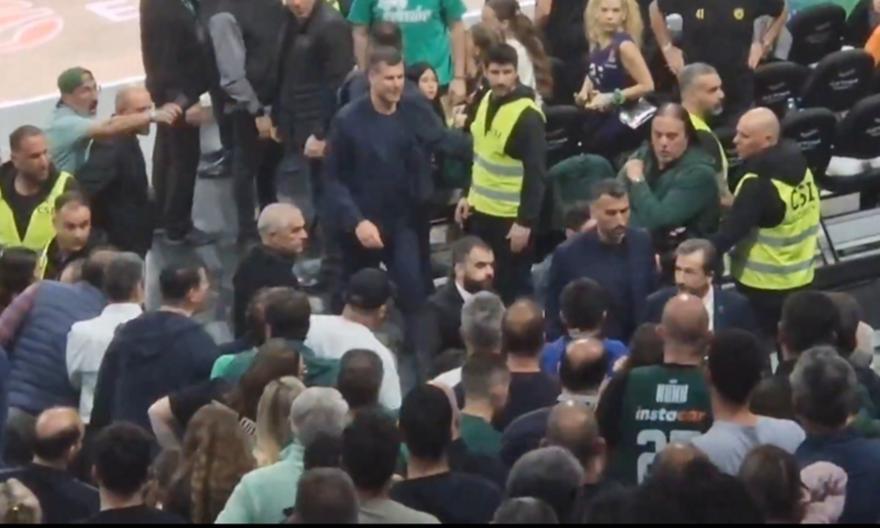 Ένταση στο φινάλε του αγώνα ανάμεσα στον Μπάνκι και οπαδούς του Παναθηναϊκού  thumb