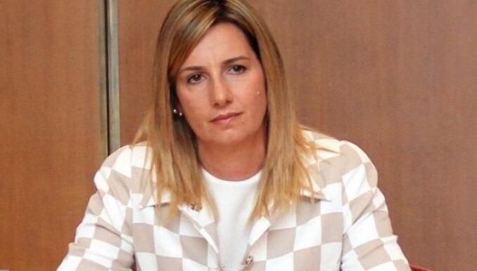 Μπεκατώρου: «Δεν είναι ένα μεμονωμένο ζήτημα η προσωπική μου περιπέτεια» thumb