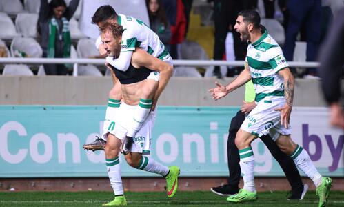 Πλέον είναι... κυνική thumb
