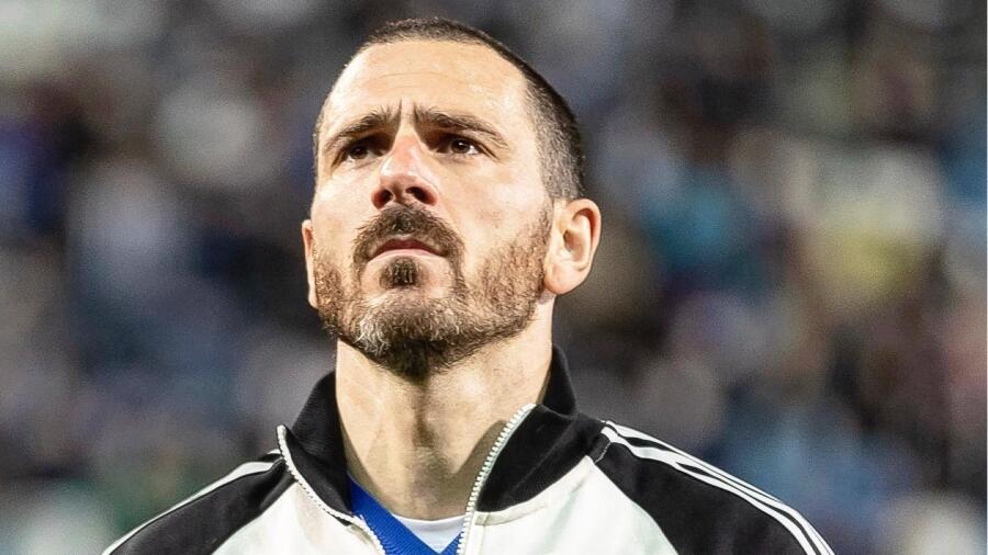 Στα «μαχαίρια»: Καταθέτει αγωγή, ζητά αποζημίωση! thumb