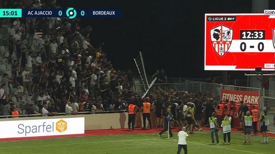 Επεισόδια και διακοπή στο παιχνίδι thumb