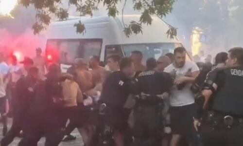 Χάος στη Βουλγαρία με συγκρούσεις οπαδών στο Μπότεβ-Λοκομοτίβ Πλόβντιβ! thumb