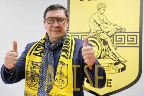 Μπούργος: «Φτιάχνουμε καινούρια ομάδα, δεν είμαι μάγος» thumb
