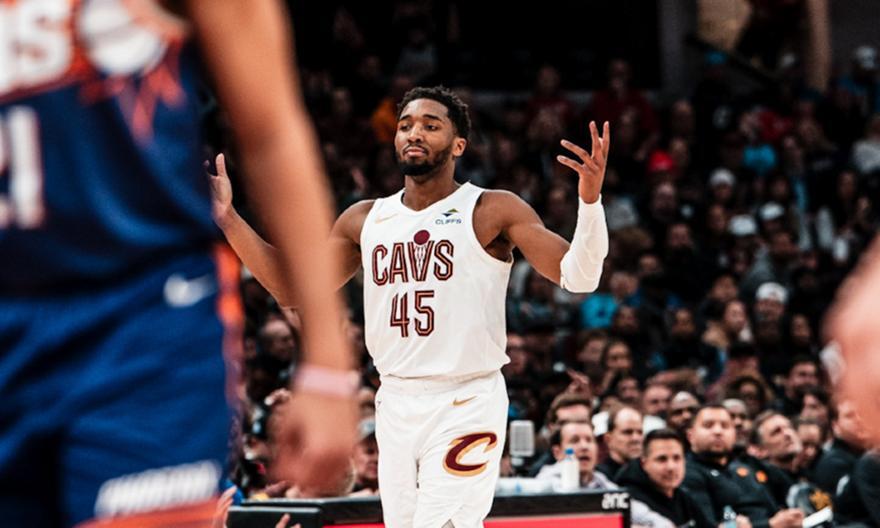 NBA: Επίδειξη δύναμης με επιβλητική νίκη κόντρα στους Σανς οι Κάβαλιερς thumb