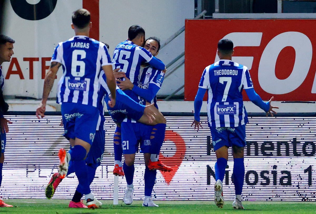 Νέα Σαλαμίνα – Ανόρθωση 0-4: Εκκωφαντική επικράτηση και το κυνήγι καλά κρατεί! thumb