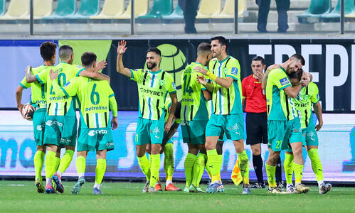 ΑΕΚ – Άρης 2-0: «Κιτρινοπράσινη» επικράτηση και «αναρρίχηση» στην 3η θέση!  thumb