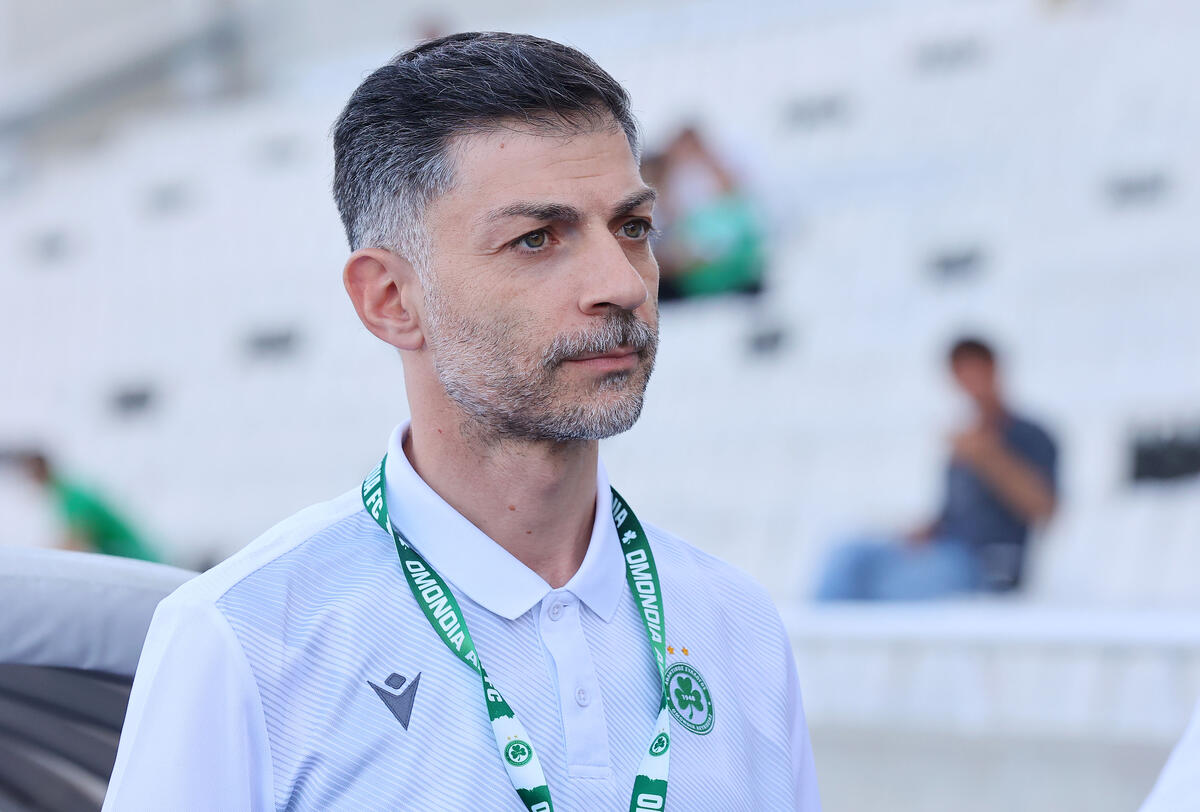 «Δεν σκεφτόμαστε τον τελικό» - Νεότερο με το γήπεδο και το «Ηλίας Πούλλος» thumb