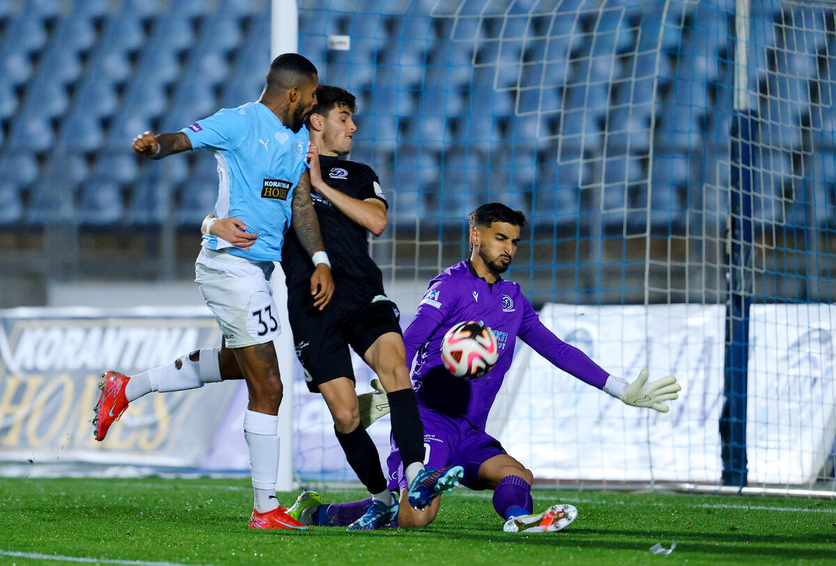 Πάφος FC - Εθνικός 0-0: Αχνιώτικο μπλόκο στην πρωτοπόρο! thumb
