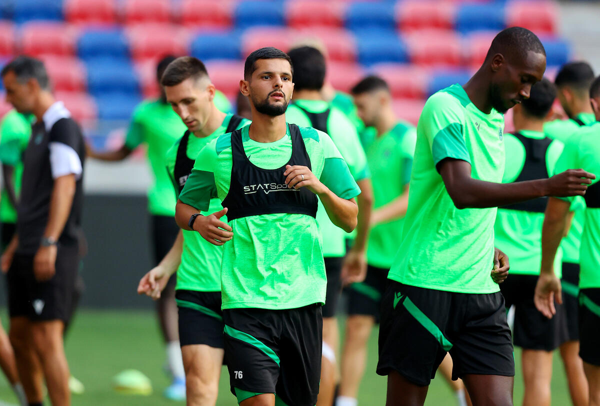 (ΦΩΤΟΣ) Η τελευταία προπόνηση της Ομόνοιας πριν την Φέχερβαρ! thumb