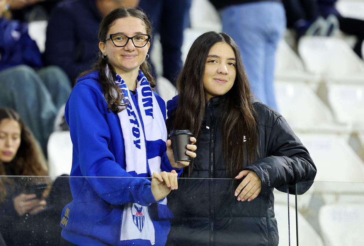 «Αγάπη είναι να είσαι δίπλα της σε μια χρονιά χαμένη» thumb