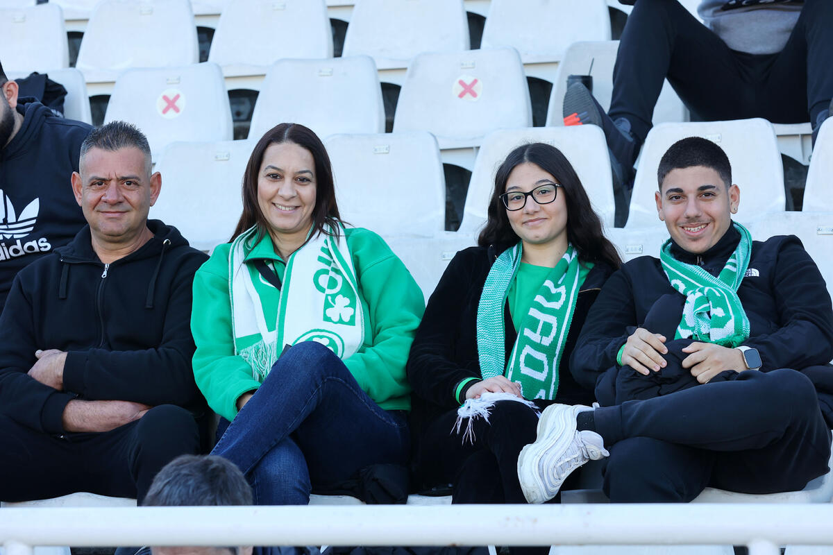 Οι πρώτες εικόνες από τους Ομονοιάτες (ΦΩΤΟΣ) thumb